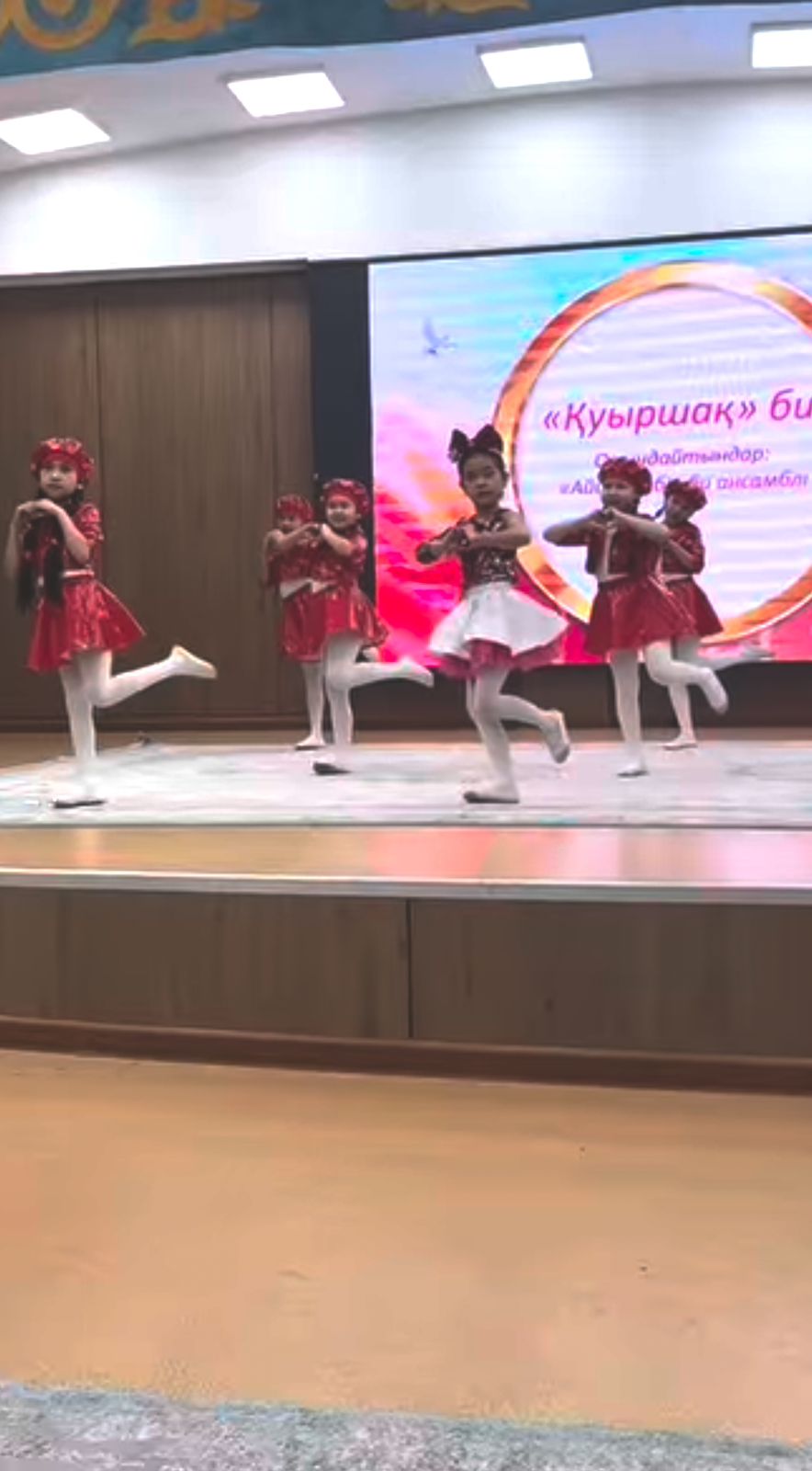 Жас таланттар шеруі